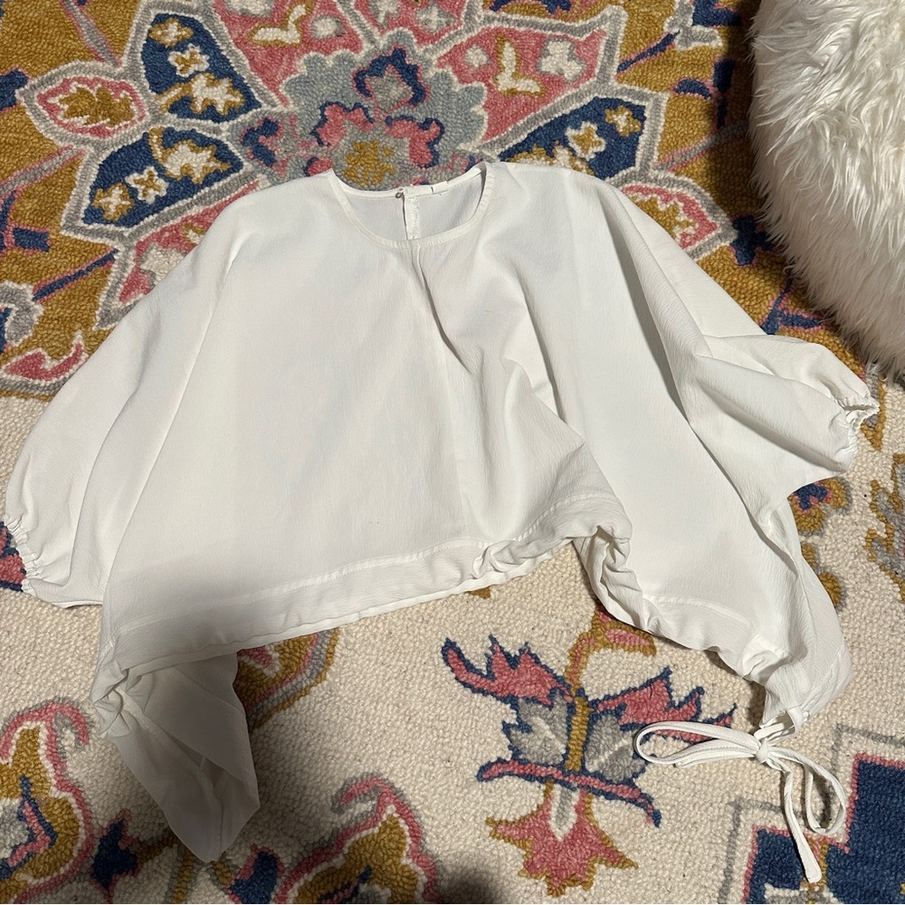 MUST BUNDLE W/ 3 ITEMS